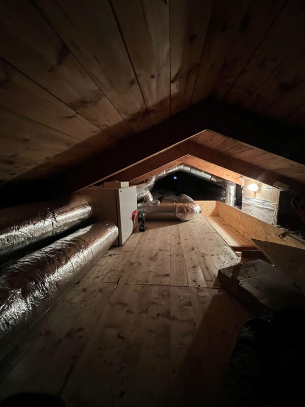 Byte av ftx aggregat i vind, nya kanaldragningar och isolering av rör