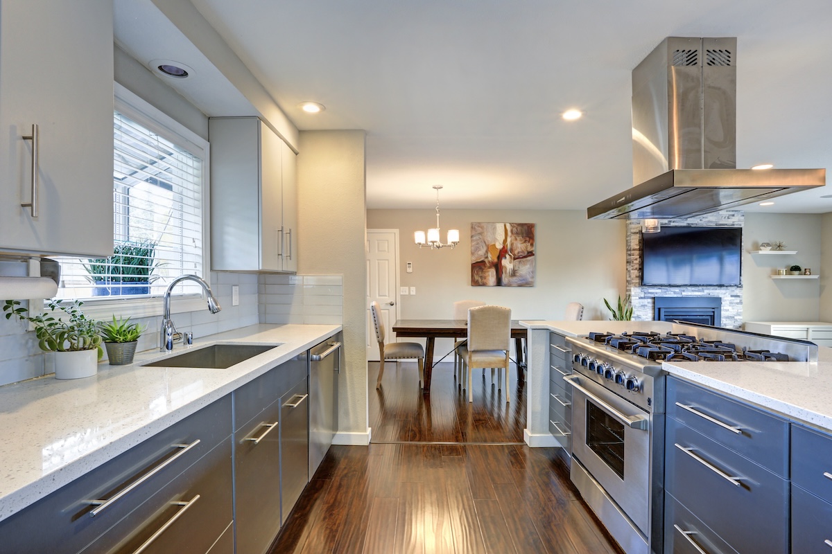 kök i lägenhet med en köksfläkt kopplad till centralventilationen